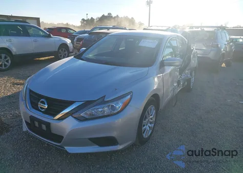2018 Nissan Altima 2.5 S z USA, uszkodzony, nr VIN 1N4AL3AP9JC277955